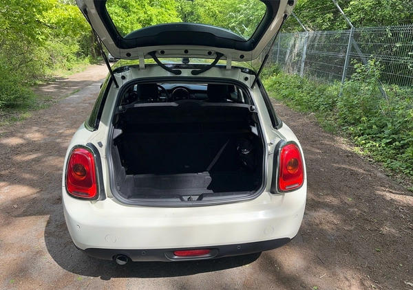 MINI ONE cena 45900 przebieg: 36000, rok produkcji 2015 z Wrocław małe 407